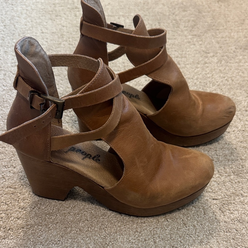 Free People’s Women’s Brown Platform Heel Ankle Bootie with Straps, sz 39 - Picture 6 of 8